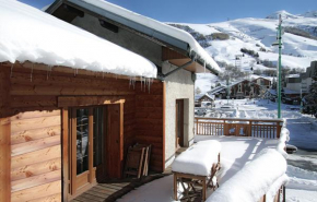 Гостиница Odalys Chalet Le Marmotton, Ле Де Альп